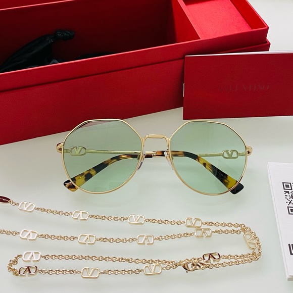 NWT Valentino 2043 - 3003/2 Chain Sunglasses - Picture 4 of 11